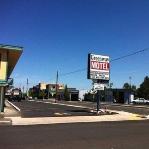 Greenway Motel