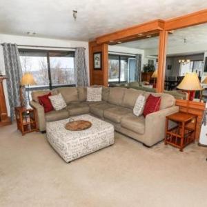 Seven Springs Stoneridge 3 Bedroom Standard Condo Mountain Views! condo