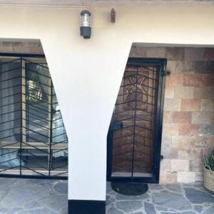 Sharon's Roma Guesthouse in the Heart of Lusaka