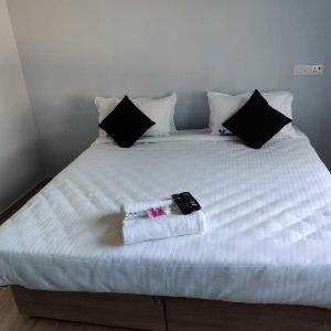 Hotel O CANARIES RETIREES RESIDENCY