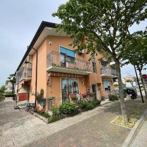 Big Apartment with 3 rooms