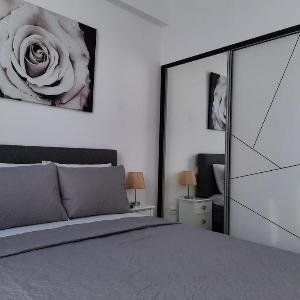 Luxury City Center Apartment – Garofita Romana#2