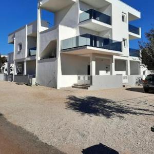 Apartments Ivica