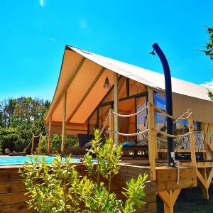 Floria Glamping Garden