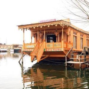 Houseboat Ambassador