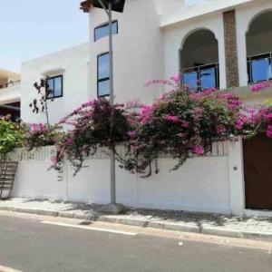 Logement entier maison calme et fleurie