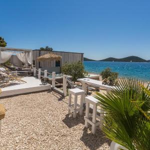 BUQEZ ECO RESORT - Villa 18 - Direkt am Strand