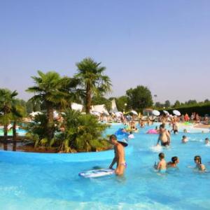Albatross Mobile Homes on Camping Bella Italia