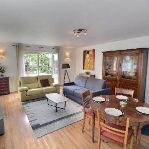 Appartement spacieux à Colmar avec terrasse garage privatif proche centre et gare - FR-1-722-2