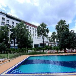 Myanmar Life Hotel