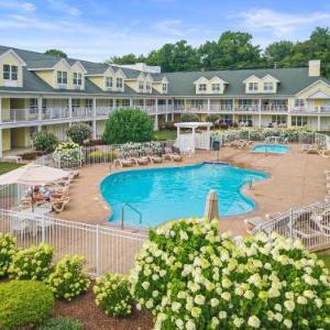Kelleys Island Venture Resort