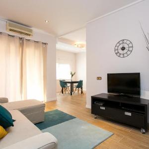 Bright 3BR2BA w Balcony in Eixample