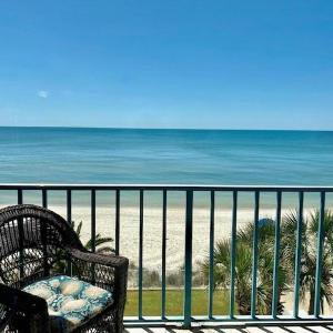 Surf Side Shores 1402