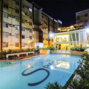 Cozy and spacious condo unit with swimming pool