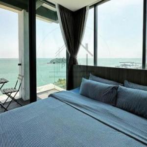 PD D'Wharf Duplex 7 - 270°  Seaview (Up to 12 Pax)