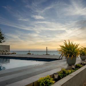 Sea Breeze Hotel