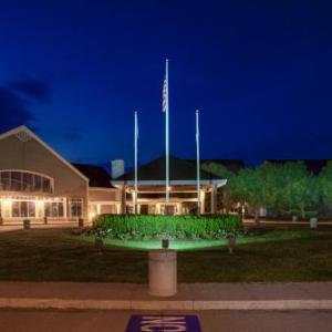 Maumee Bay State Park Lodge