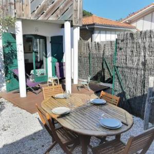Appartement cosy 4 pers proche plages et centre BBQ parking Wifi inclus - FR-1-239-943