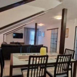 Renovated Apartments Skorin