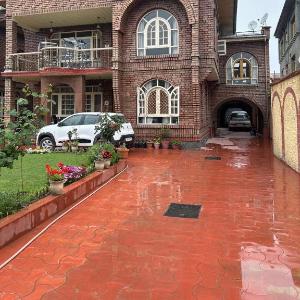 Taha Inn
