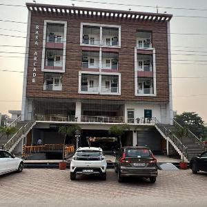 Hotel The Rasa at Vasundhara