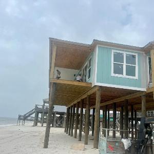 Sandy Seaclusion