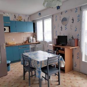 Studio cosy au cœur du Marché Arago à 400 m de la grande plage avec balcon et local vélos - FR-1-331-224