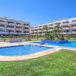 Beautiful Apartment In Orihuela Costa With Wifi