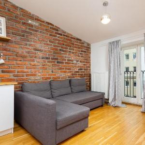 Warsaw City Centre Apartment Poznanska with Air-Conditioning by Noclegi Renters