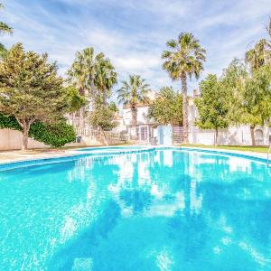 Beautiful Home In Santa Pola With Wifi