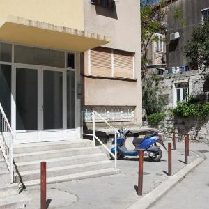 Apartments with WiFi Split - 21345