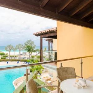 Beachfront - Deluxe View 1BR condo - E323-2