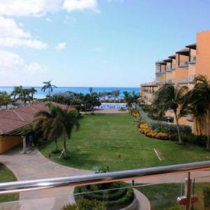 Beachfront - Emerald View 1BR condo - P314