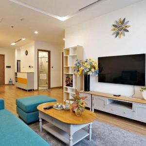 Three BRs Natural Space Overwhelms.