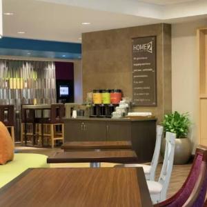 Home2 Suites by Hilton Atlanta Airport College Park