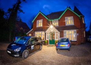 Gatwick Turret Guest House, Reigate