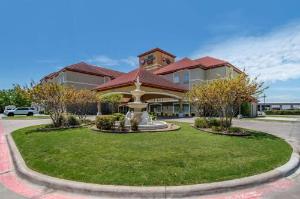 BEST WESTERN PLUS Monica Royale Inn & Suites, Greenville