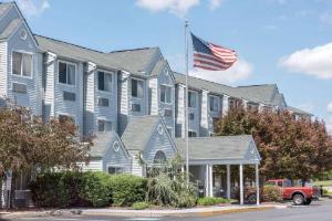 Knights Inn Allentown, Allentown