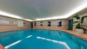 Country Inn & Suites by Radisson, Michigan City, IN, Michigan City
