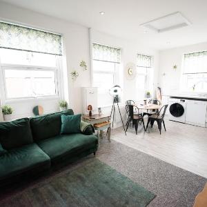 Ideal Lodgings in Walkden