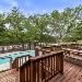 River Road Icehouse Hotels - Gruene Outpost River Lodge