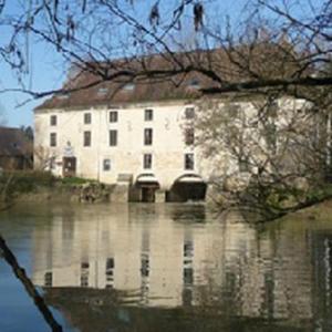 Hotels near Stade le Bram - Moulin de Bourgchateau