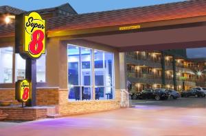 Super 8 by Wyndham Pasadena/LA Area, Pasadena
