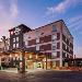 Hotels near Little Carver Civic Center - Best Western Plus Downtown North