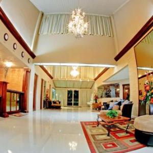 Hotels near OMNI Auditorium - Universal Palms Hotel