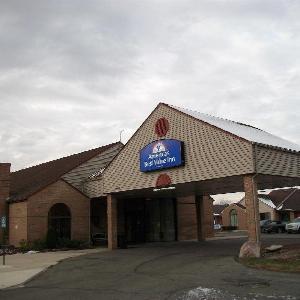 District 142 Wyandotte Hotels - Americas Best Value Inn Romulus/Detroit Airport