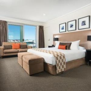 Trustpower Baypark Stadium Hotels - Hotel on Devonport