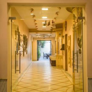 Hotel Priya