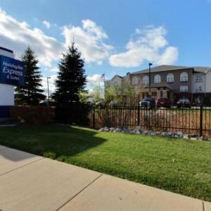 Holiday Inn Express Hotel & Suites Milwaukee Airport hotel in Milwaukee