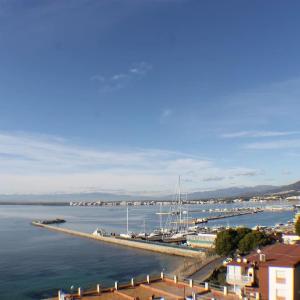 Agi Les Roques